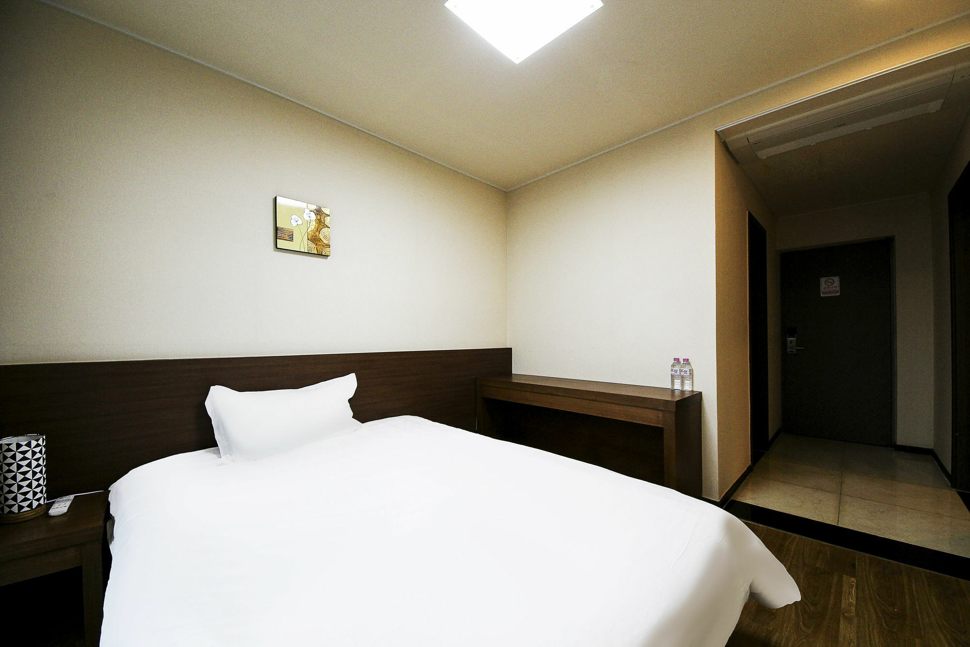 Jeju Jungmun Ocean Blue Hotel Согвипхо Экстерьер фото