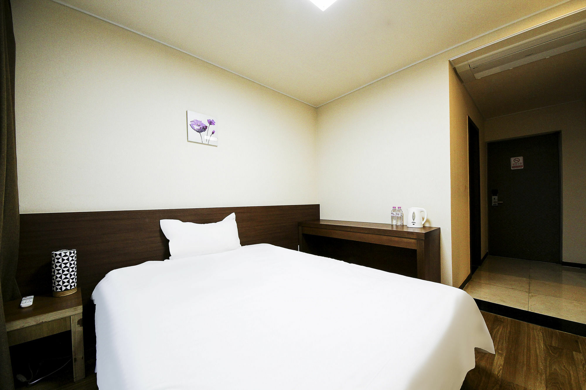 Jeju Jungmun Ocean Blue Hotel Согвипхо Экстерьер фото