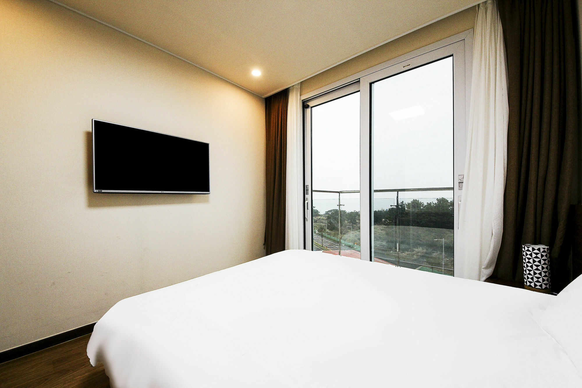 Jeju Jungmun Ocean Blue Hotel Согвипхо Экстерьер фото