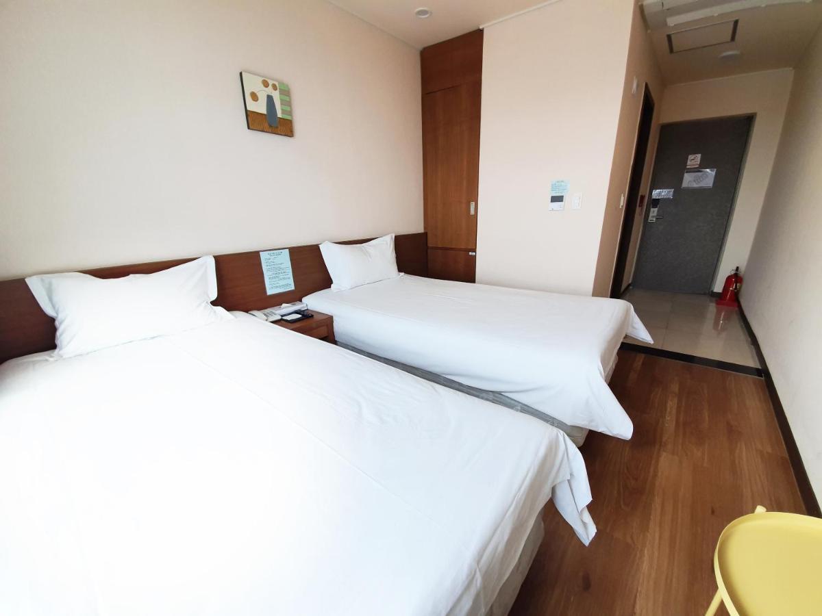 Jeju Jungmun Ocean Blue Hotel Согвипхо Экстерьер фото